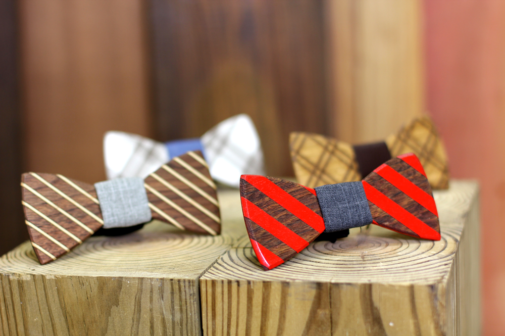 Calvin wooden bow tie by The Two Guys Bow Ties